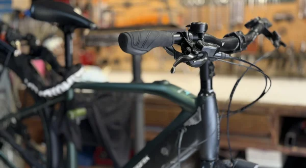 OFFICINA SPECIALIZZATA bici